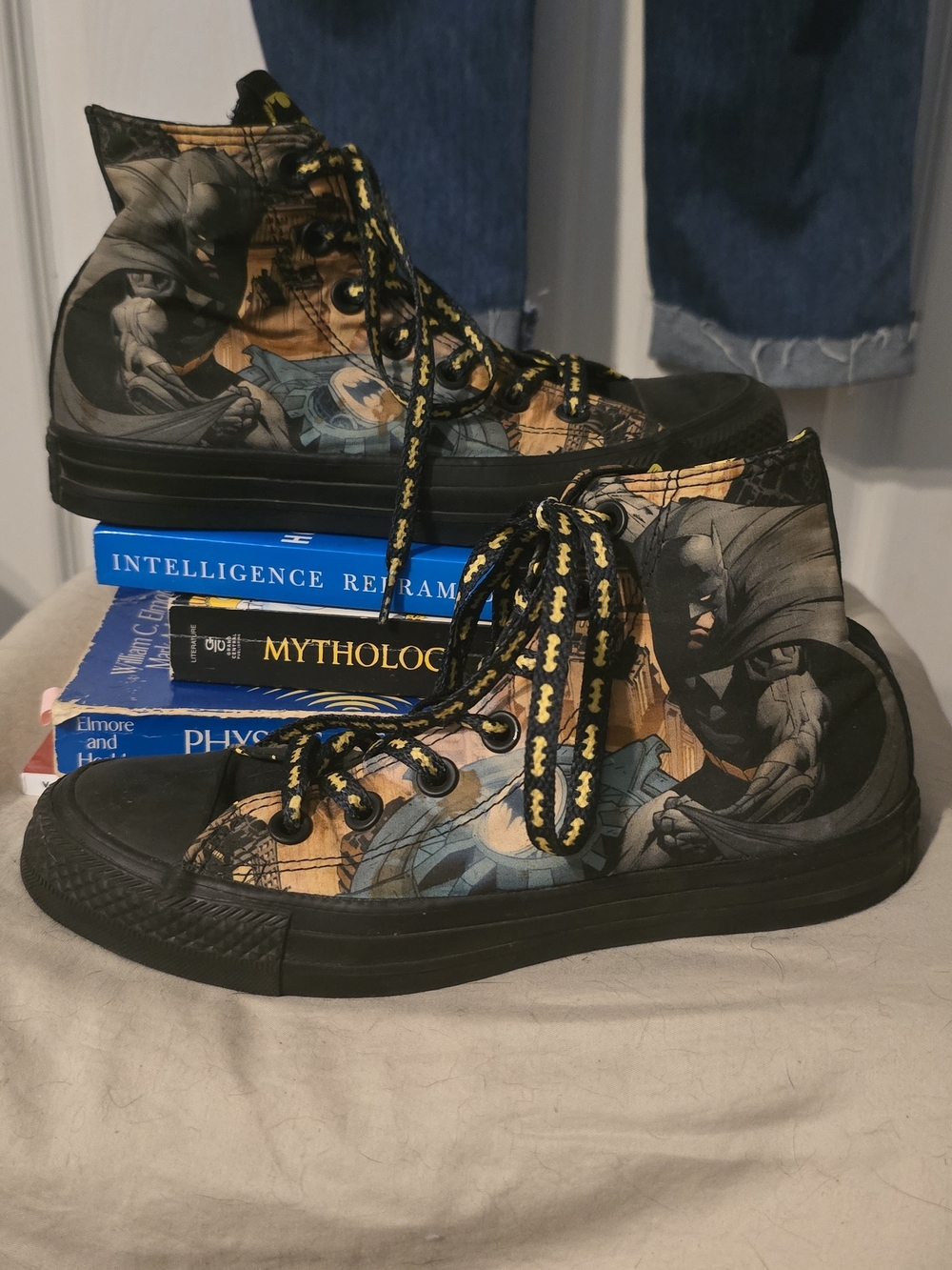 Converse x DC Comics Batman Chuck Taylor High Top Sneakers Black Yellow Size 10